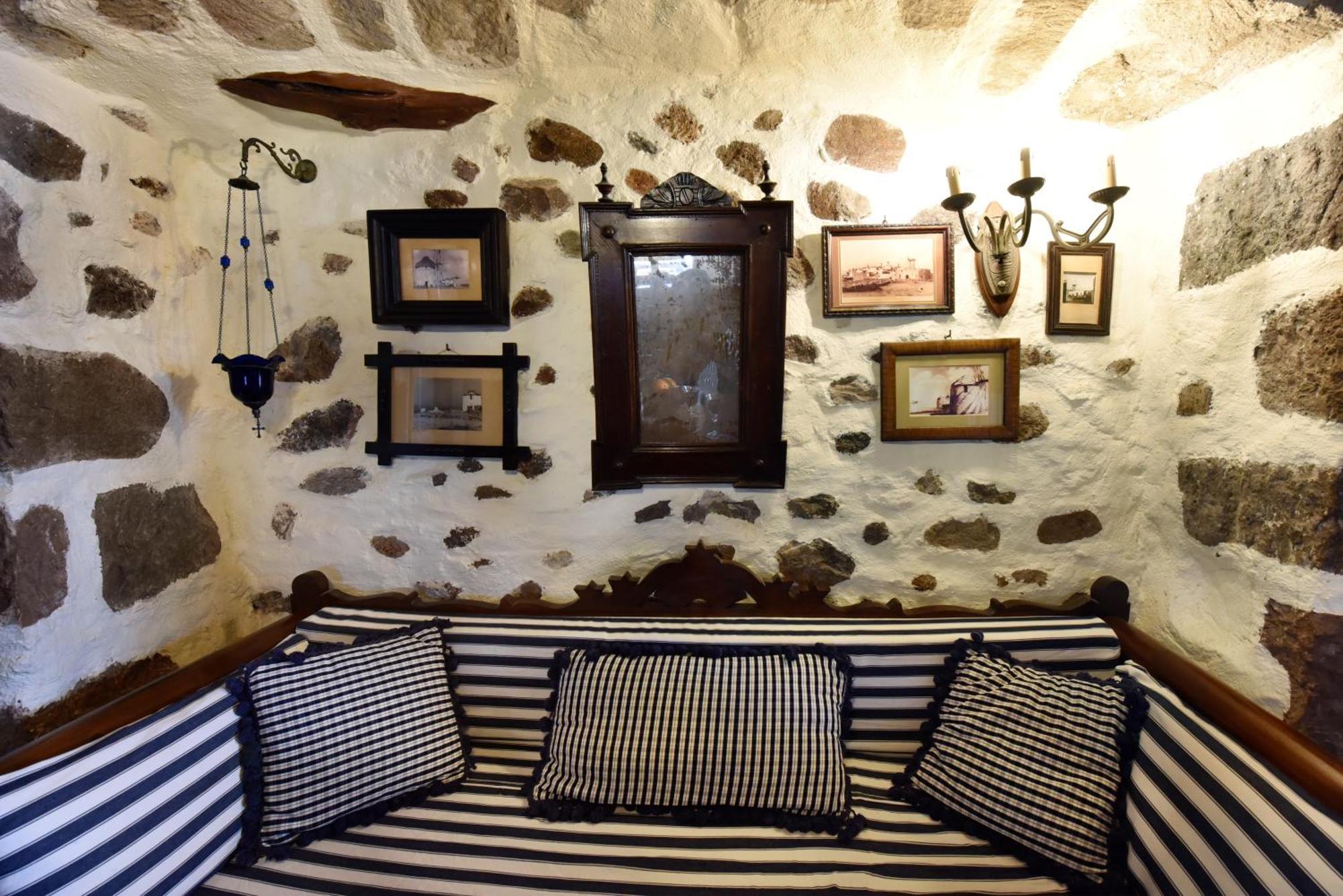 Anastasia'S Windmill And Anastasia'S Studio Πλάκα Μήλου Εξωτερικό φωτογραφία