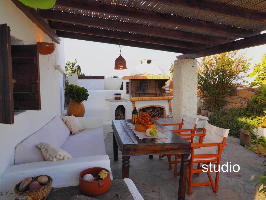 Anastasia'S Windmill And Anastasia'S Studio Πλάκα Μήλου Εξωτερικό φωτογραφία